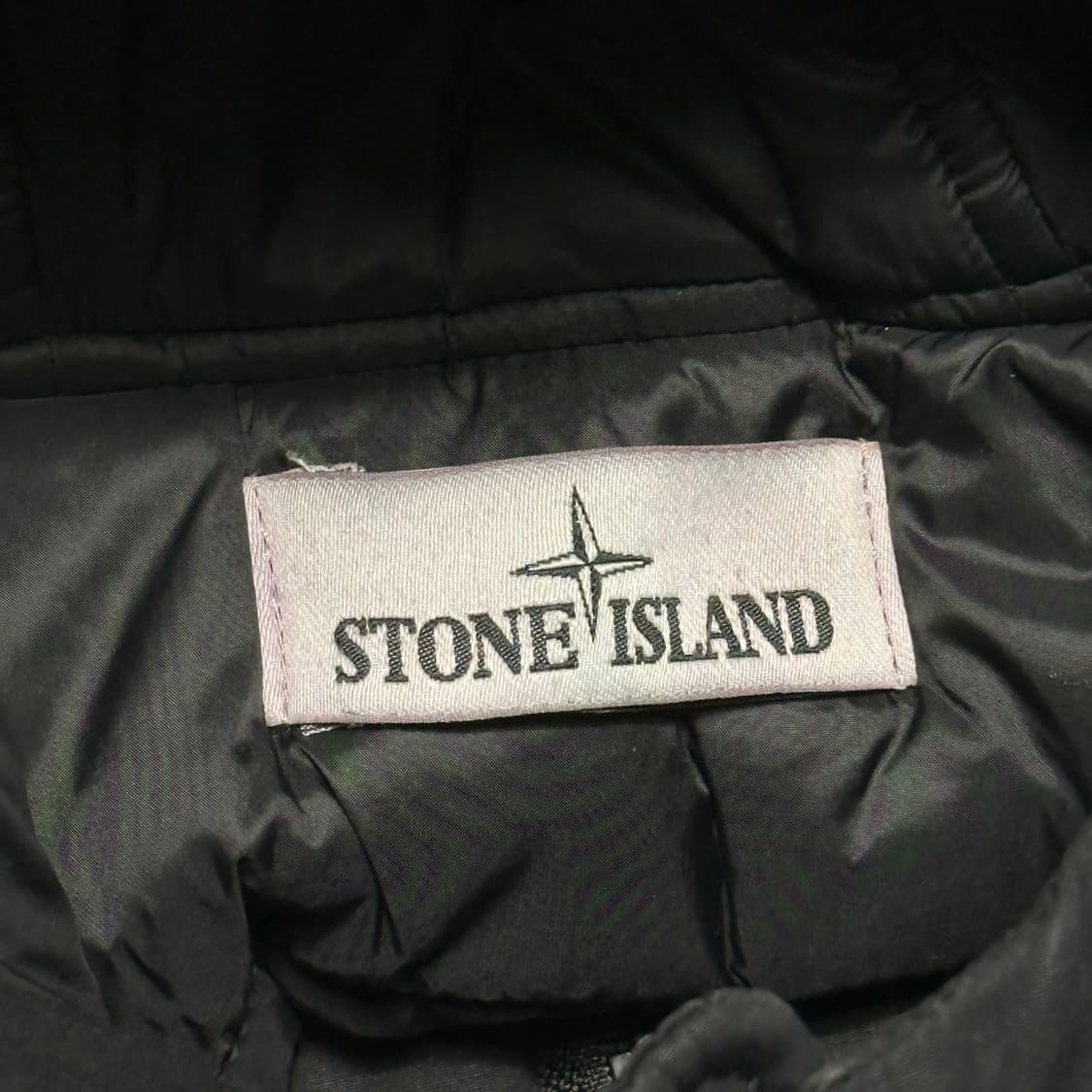M 스톤아일랜드 블랙 프리마로프트 패딩 상품이미지5