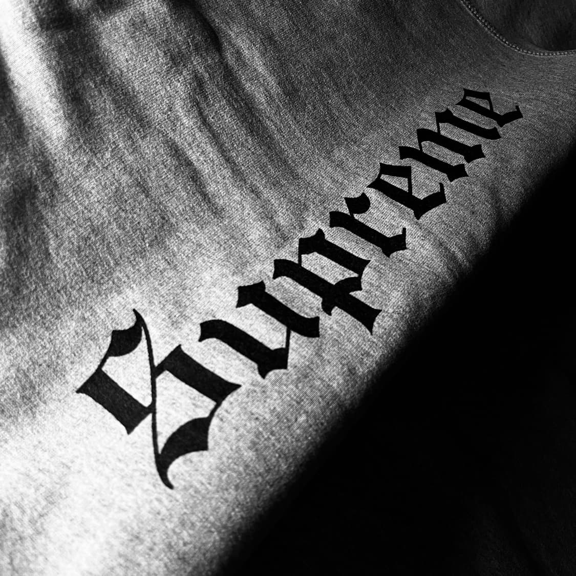 supreme madonna burning crosses hoodie 상품이미지4