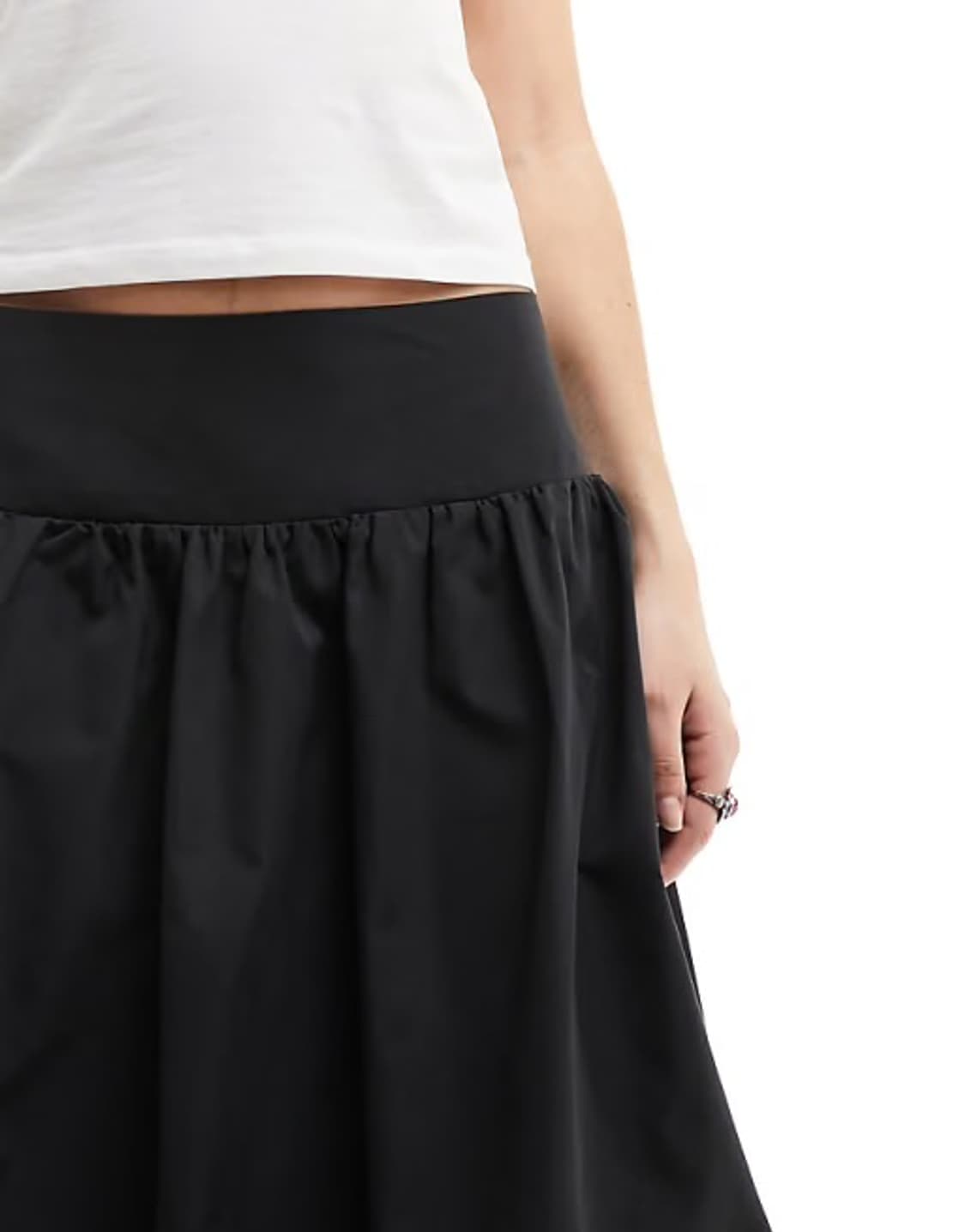 Monki midaxi puffball skirt black 상품이미지3