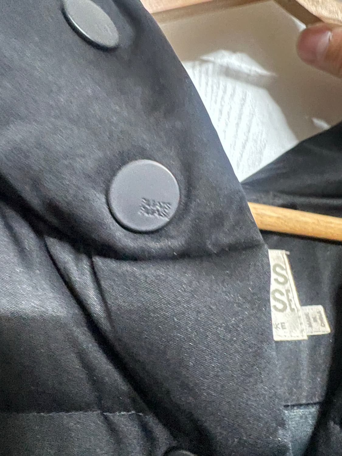 이세이미야케 다운패딩코트  블랙 상품이미지4