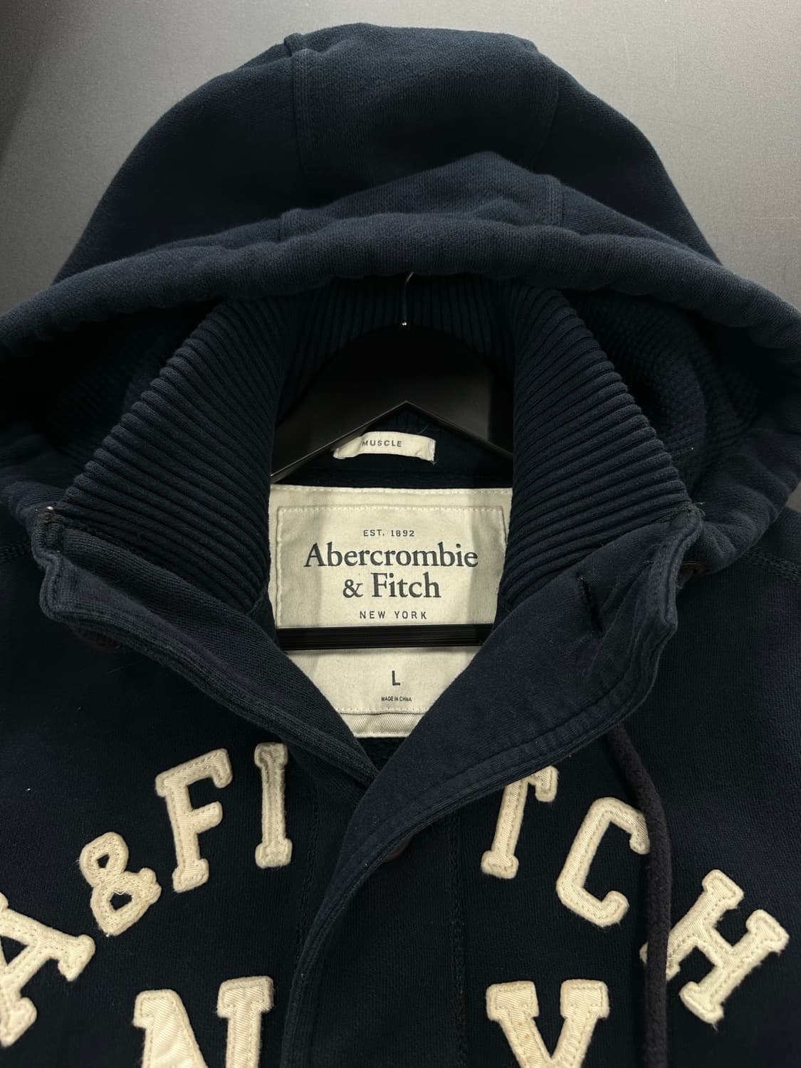 아베크롬비 하이넥 머슬핏 버튼 후드집업 상품이미지5