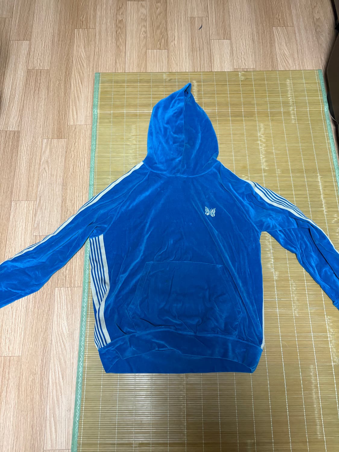 L)니들스 벨루어 후드 블루 상품이미지1