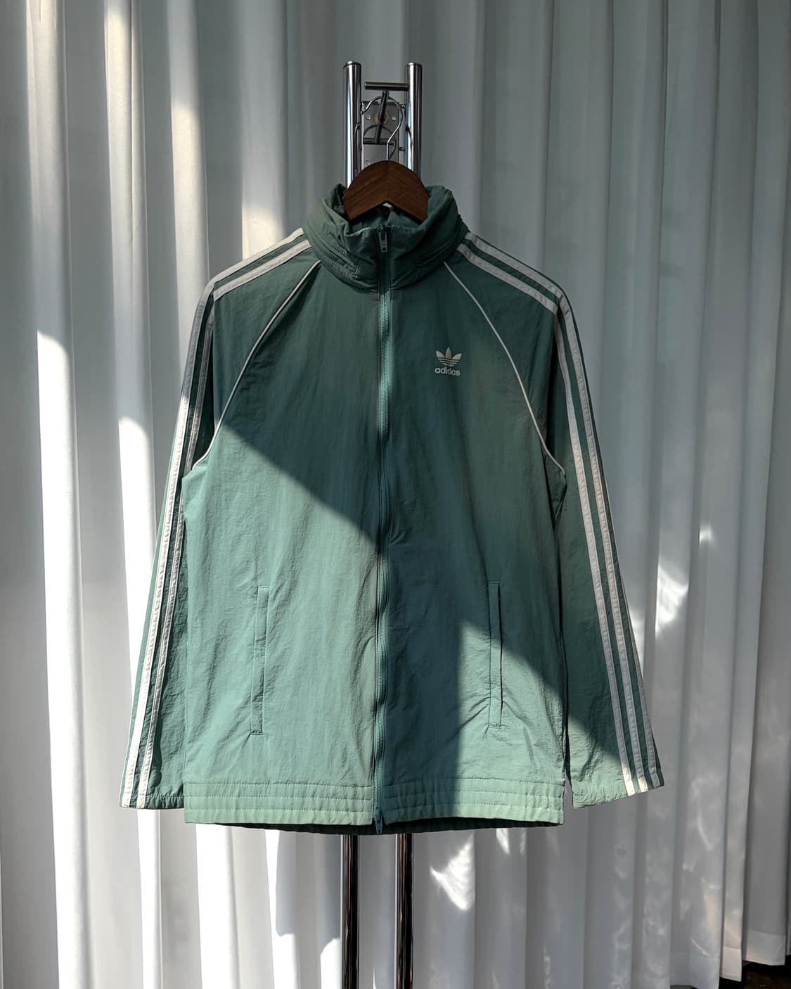 [L]아디다스 SST 우븐 바람막이 상품이미지2