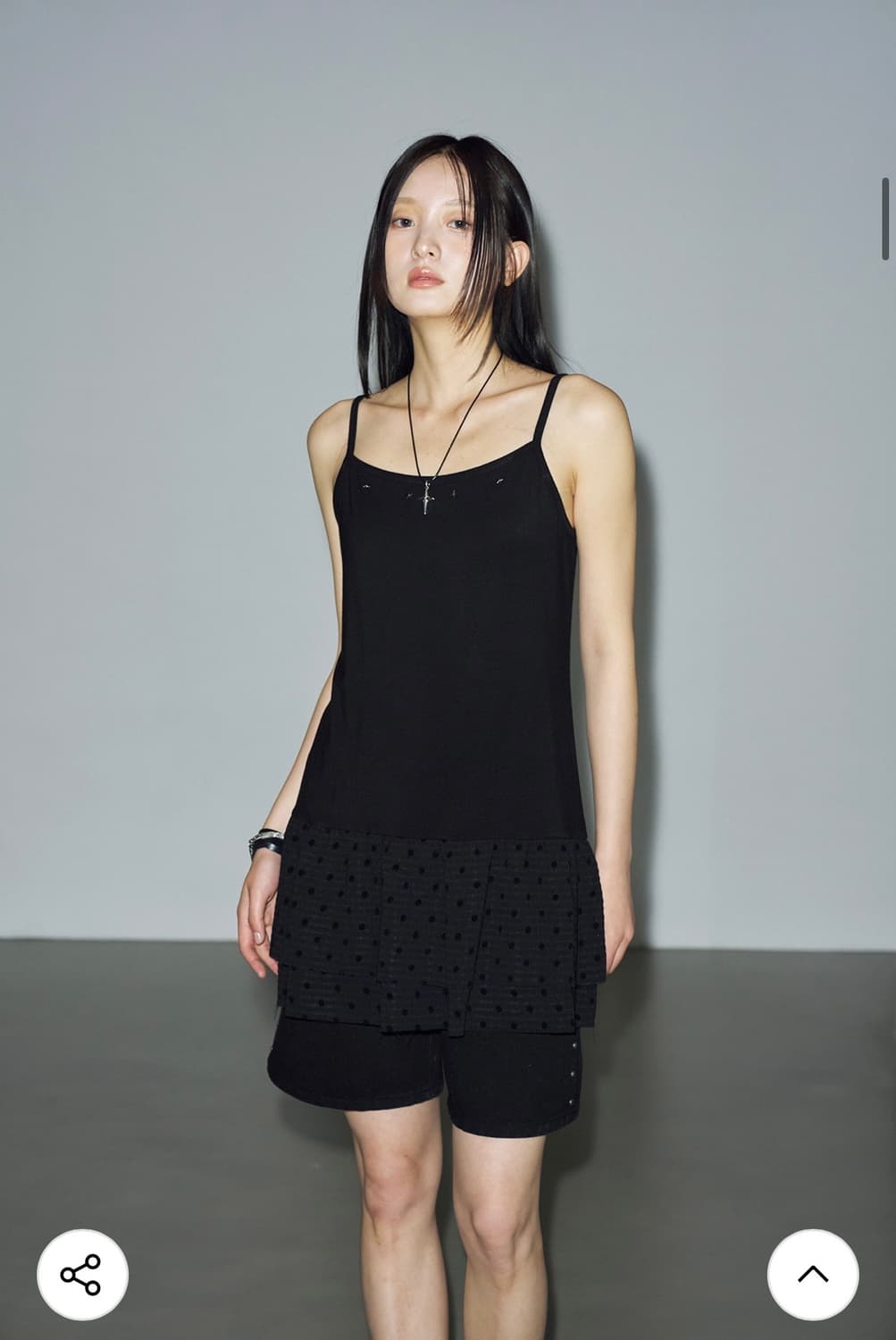 헬레네파리스 레더 볼드 크로스 네크리스 목걸이 상품이미지3