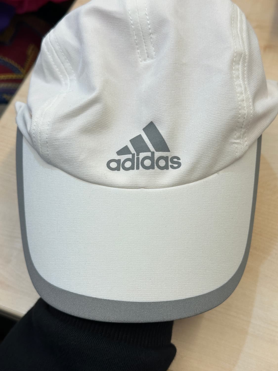 아디다스 화이트 볼캡 상품이미지3