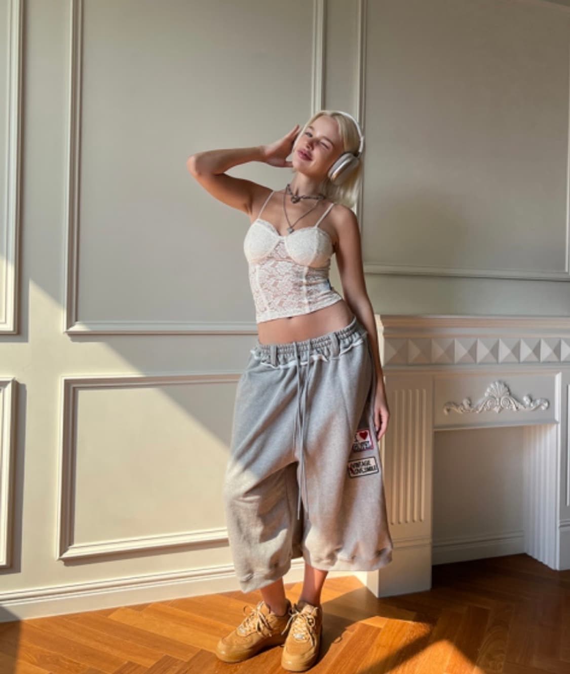 더미스테리어스호텔 스웻 버뮤다 팬츠 상품이미지1