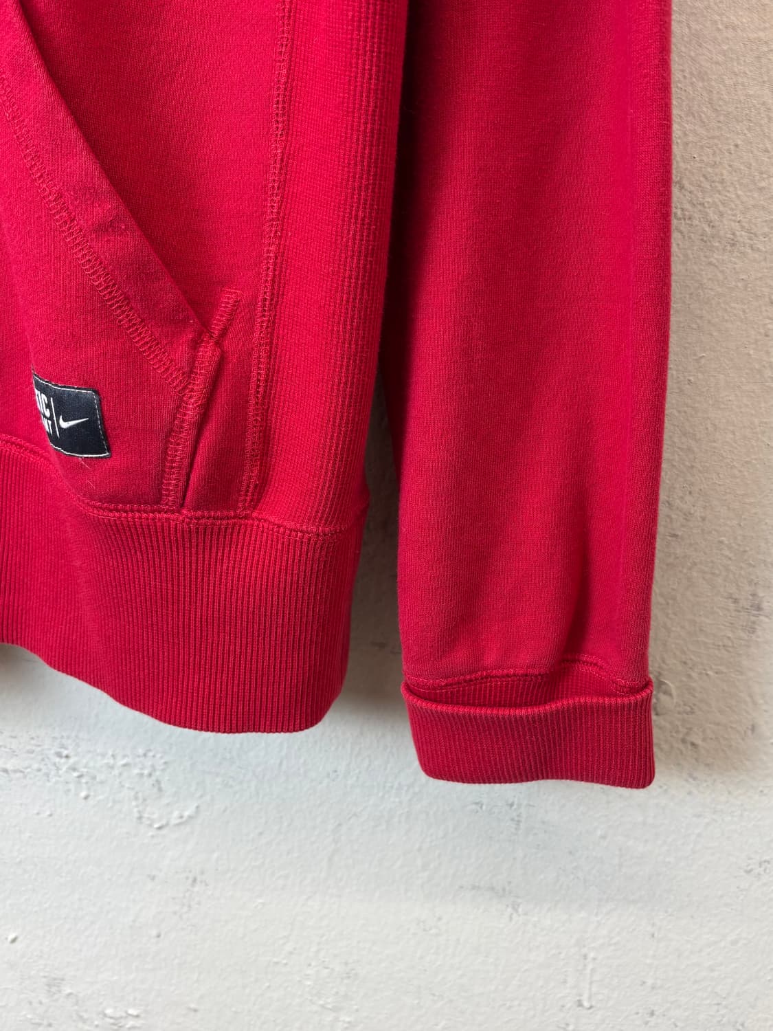 나이키 00s 올드스쿨 자수로고 레드 후드집업 상품이미지3