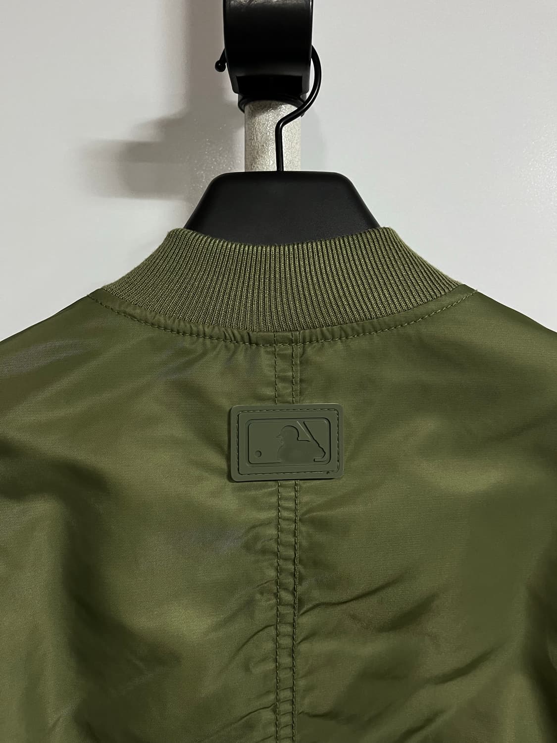 MLB 여성크롭자켓 95(66)사이즈 상품이미지3