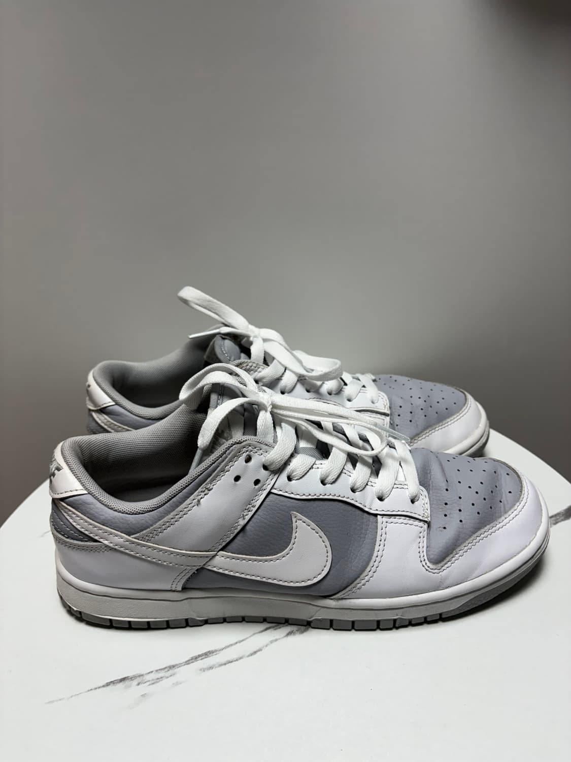 나이키 덩크 로우 레트로 화이트 뉴트럴 그레이 260mm 상품이미지3