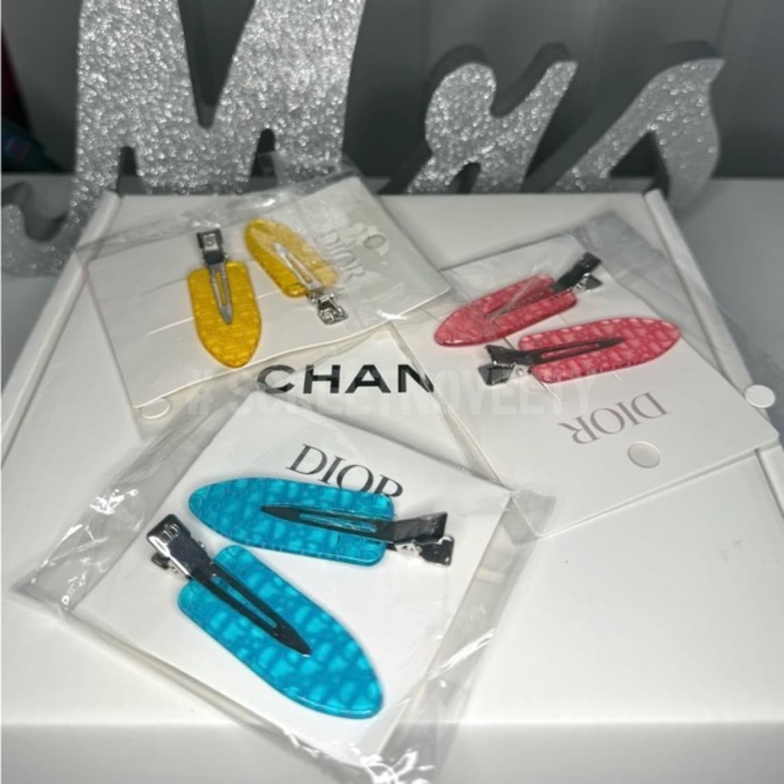디올뷰티 헤어클립 블루 세트 (2ps) 상품이미지7