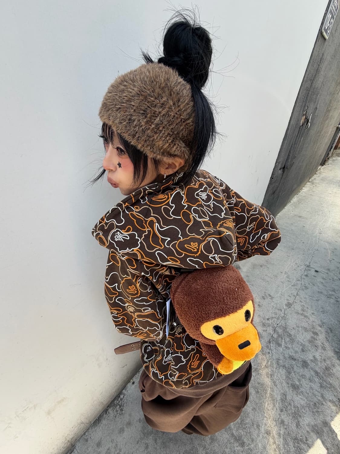 베이프 네온 브라운 투웨이 후드집업 상품이미지2