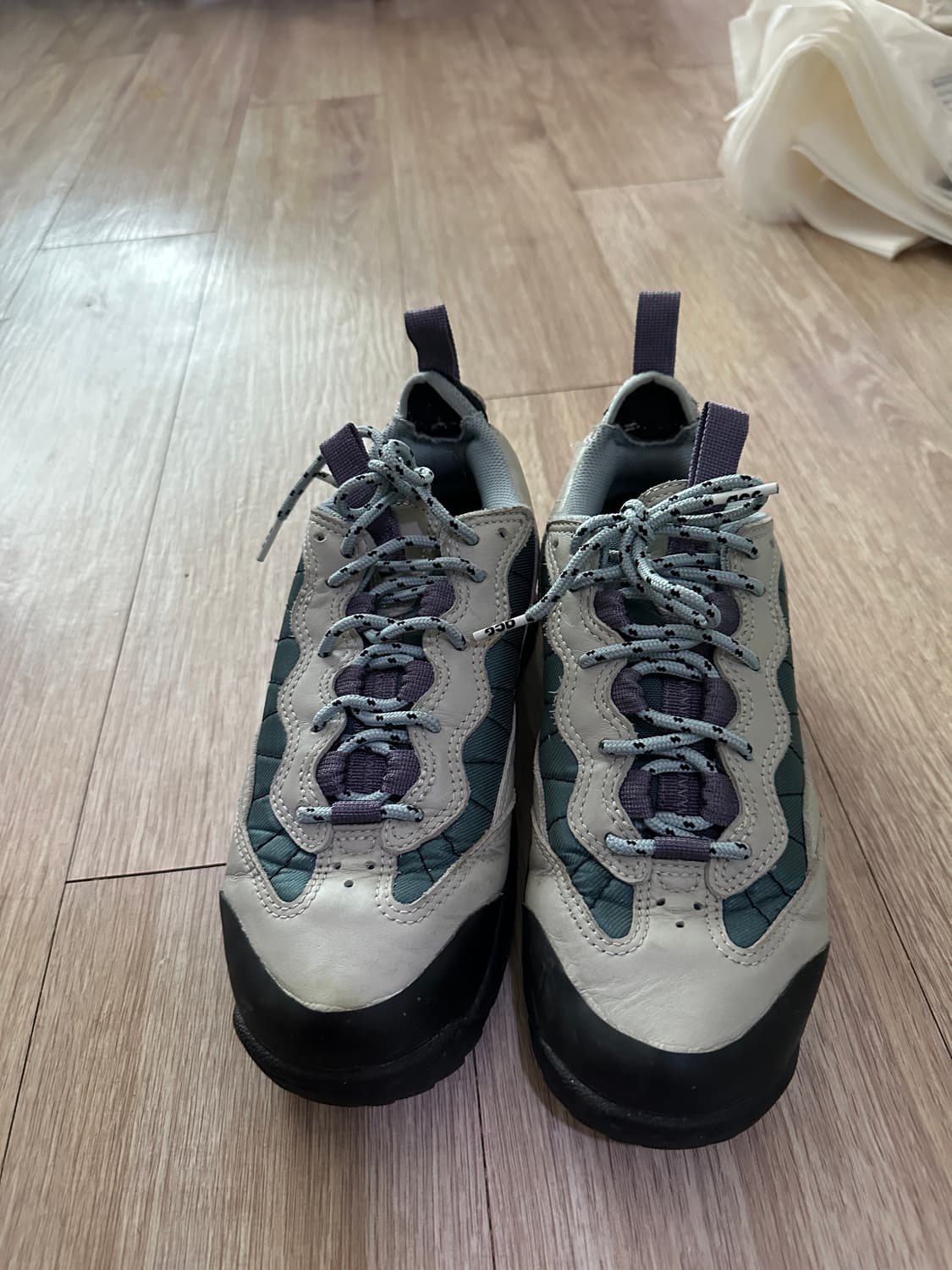 나이키 휴마라  상품이미지2