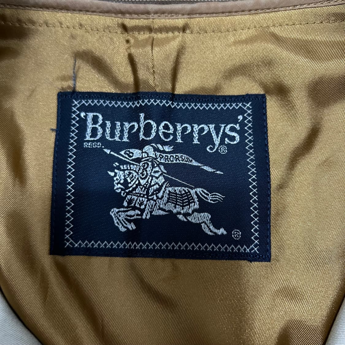 버버리 안감내피 싱글 트렌치 롱 맥코트 [베이지] L/100 상품이미지4