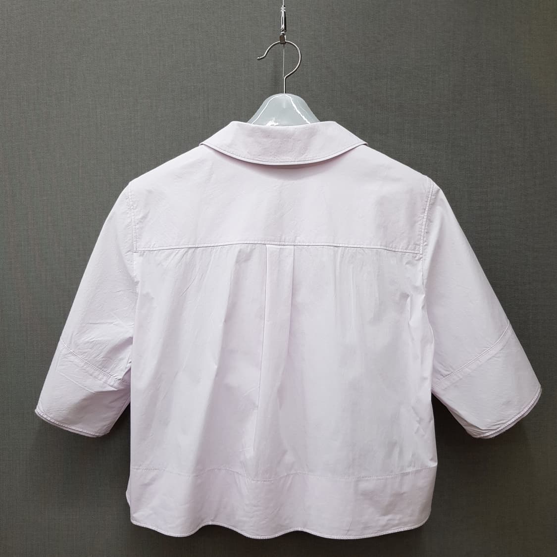 한섬 마인 2022 오픈카라 반팔 블라우스 82-94-160사이즈 상품이미지4