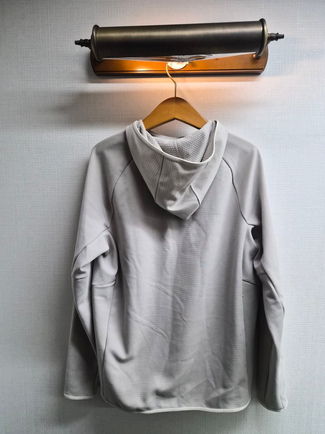 L) 룰루레몬 그리드라이너 플리스 후드 팝니다 상품이미지2