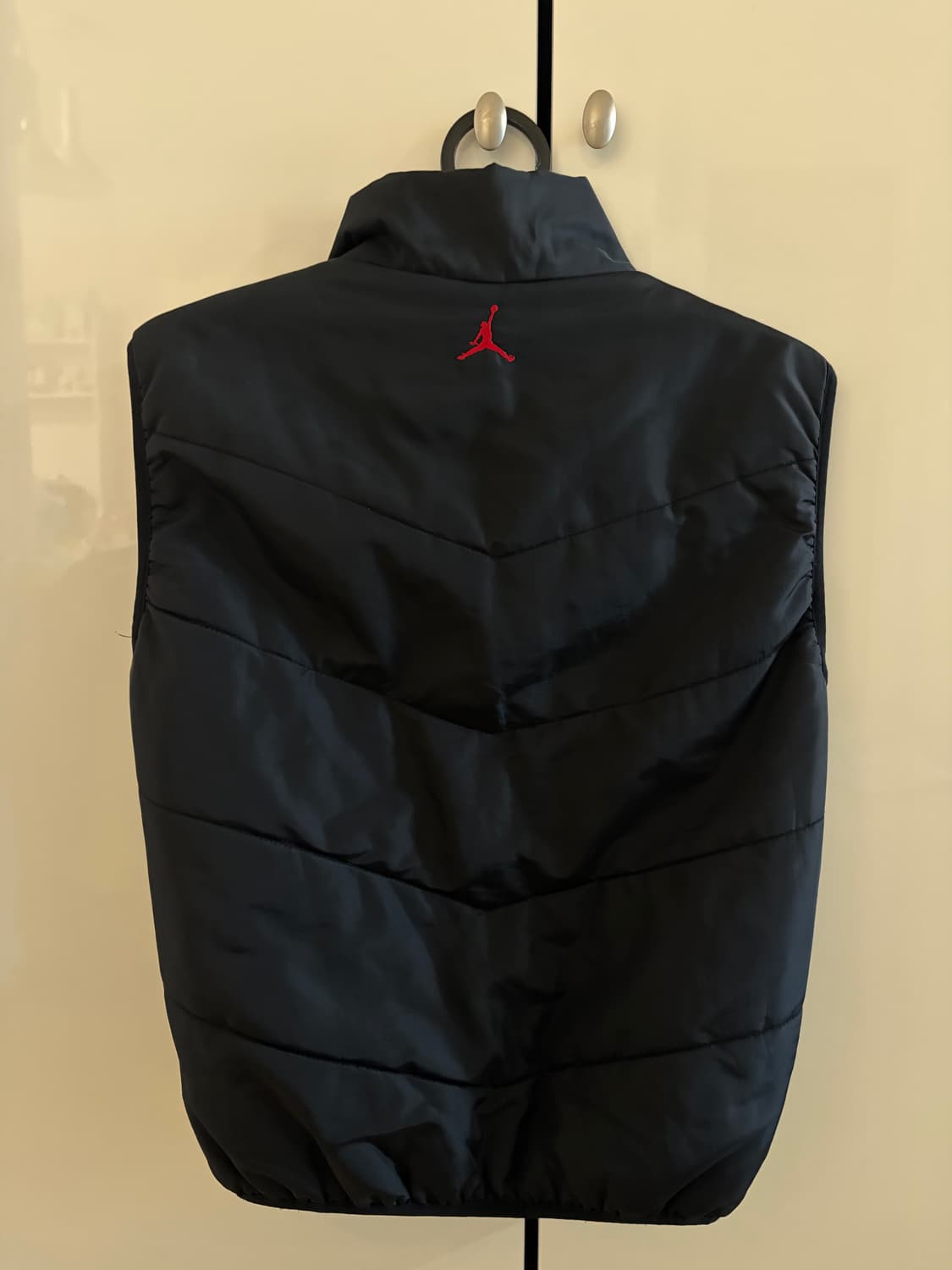 조던 패딩 조끼 블랙 M 상품이미지2
