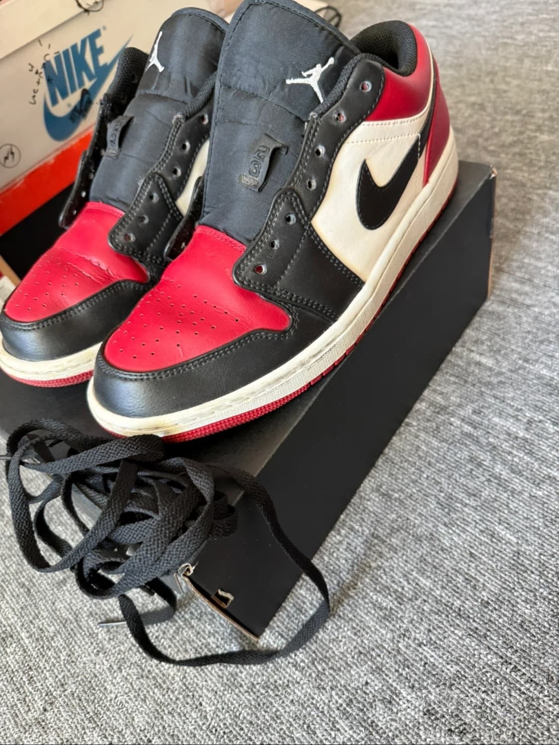 나이키 조던1 로우 브레드 토 270 상품이미지1