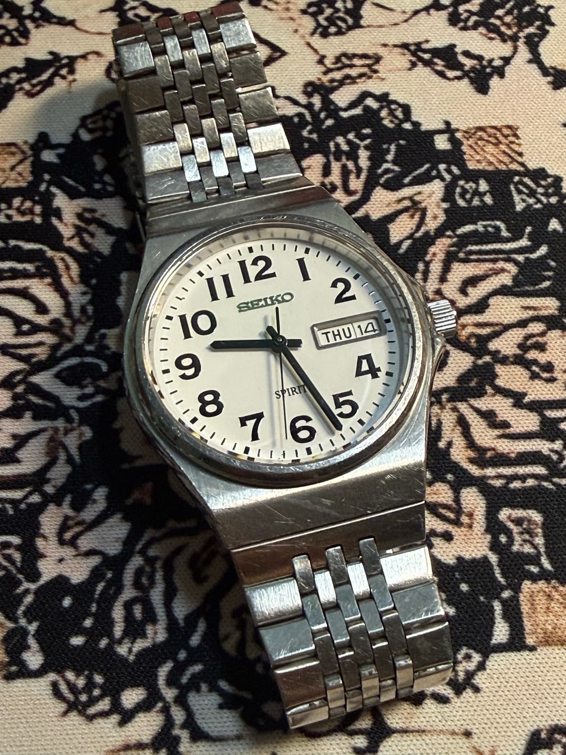 SEIKO 빈티지 쿼츠 시계 상품이미지1
