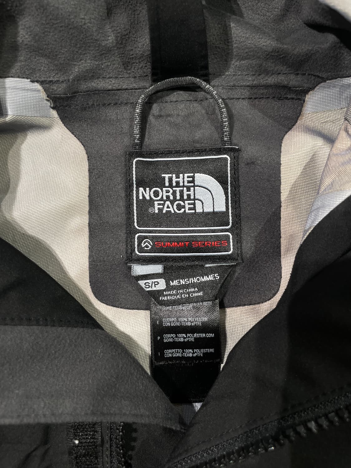 노스페이스 블랙 써밋 시리즈 고어텍스 벨크로 윈드 브레이커 상품이미지7