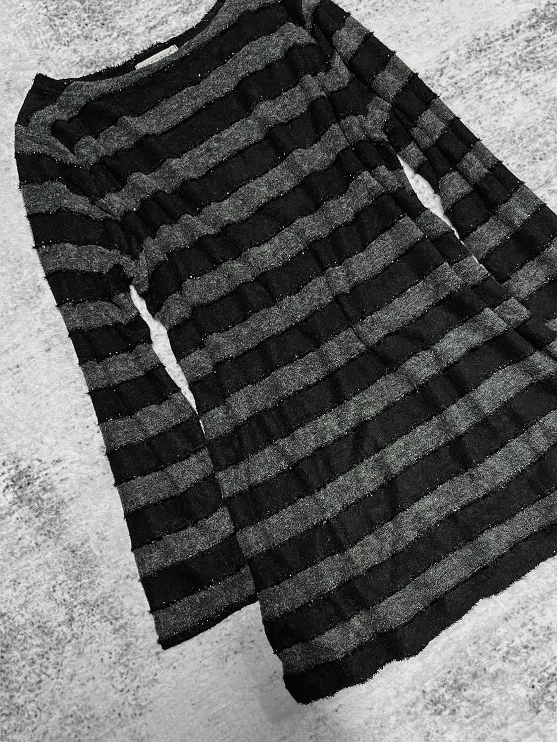 (theoria)NANAst grunge long-sleeve 상품이미지2
