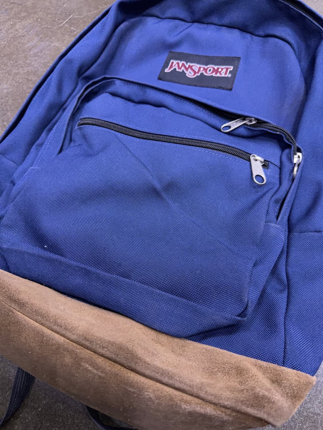 잔스포츠 라이트 스웨이드 네이비 백팩 상품이미지4