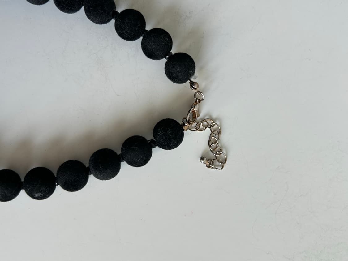 벨벳 블랙 볼 초커 상품이미지4