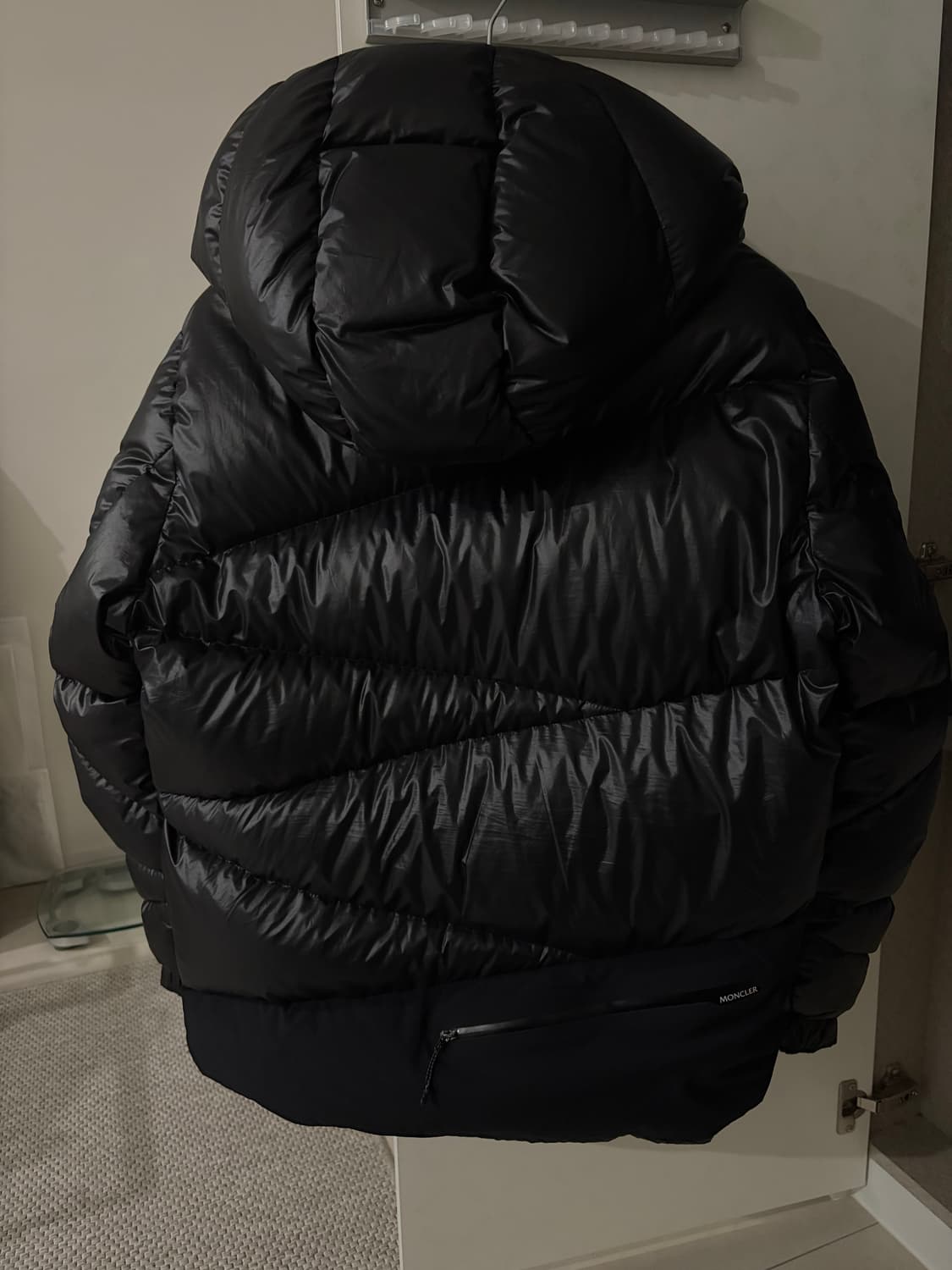 몽클레어 yonne 패딩 상품이미지3