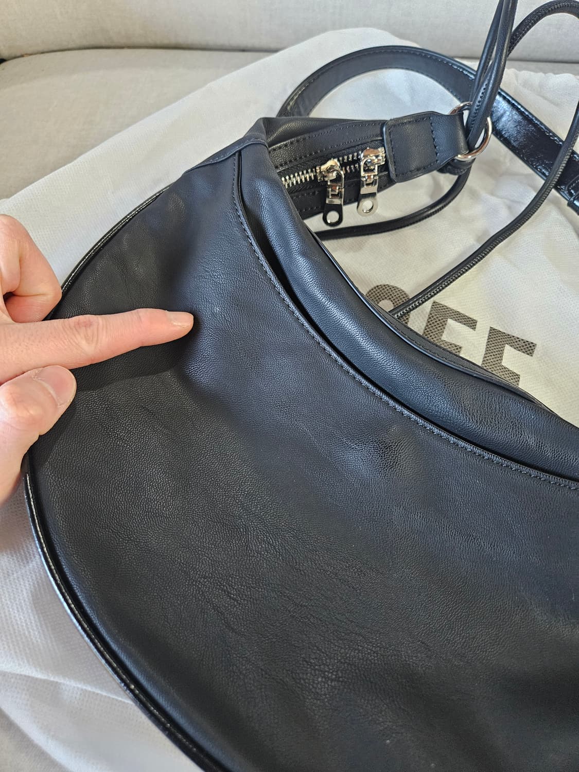 addoff 애드오프 하프문 백 상품이미지4