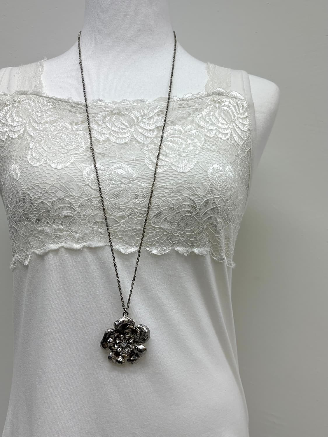 빈티지 꽃 목걸이 상품이미지1