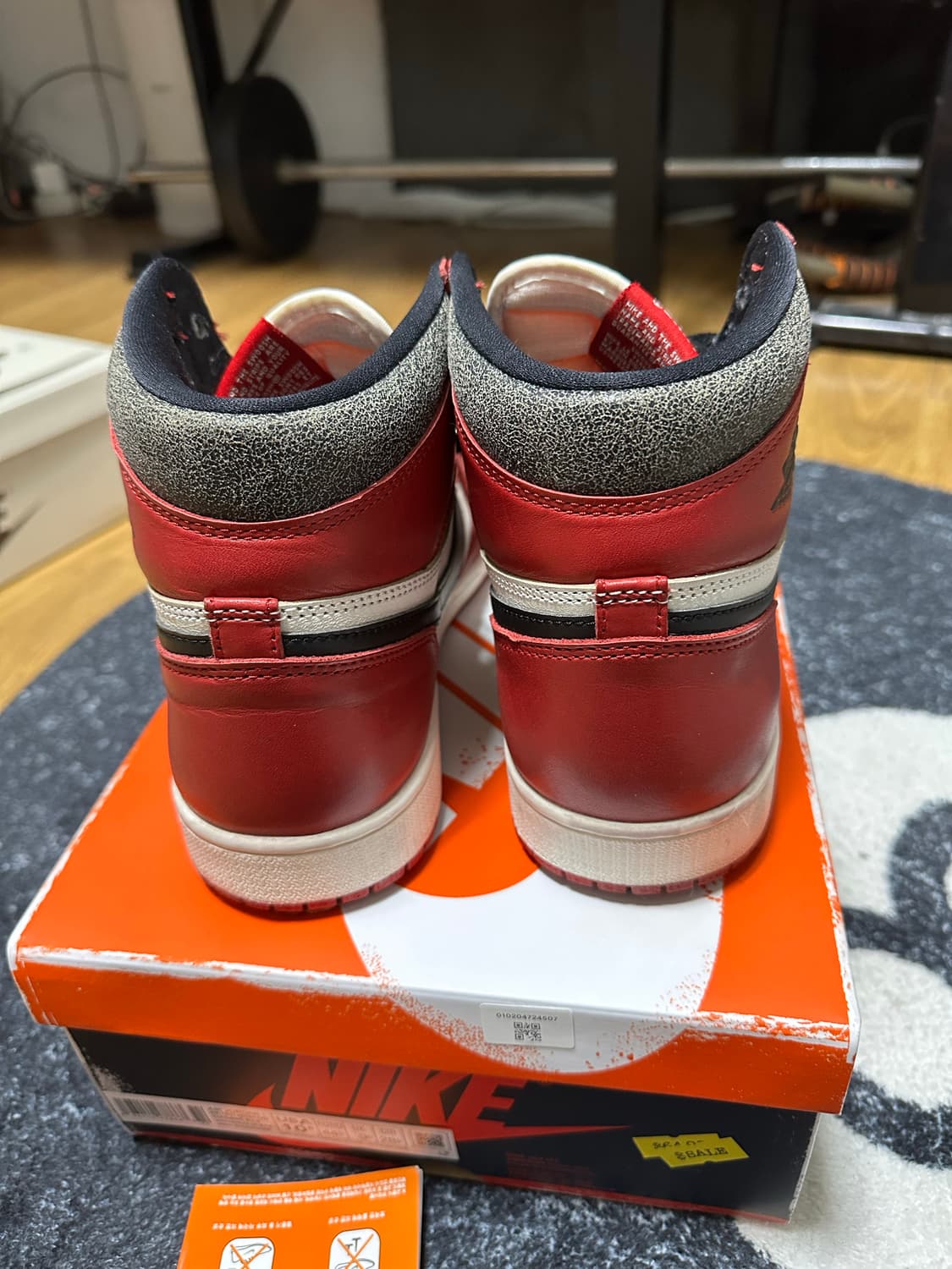 조던 1 레트로 하이 OG 시카고 2022 285 상품이미지3