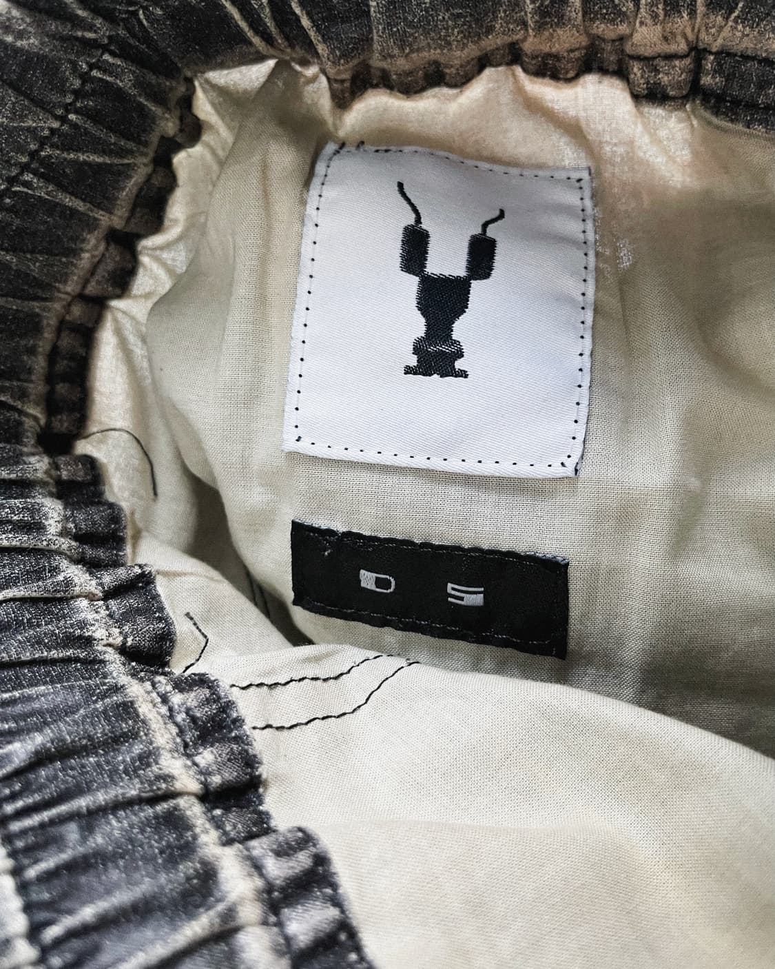 릭오웬스 왁스코팅 크리치 카고팬츠 상품이미지7