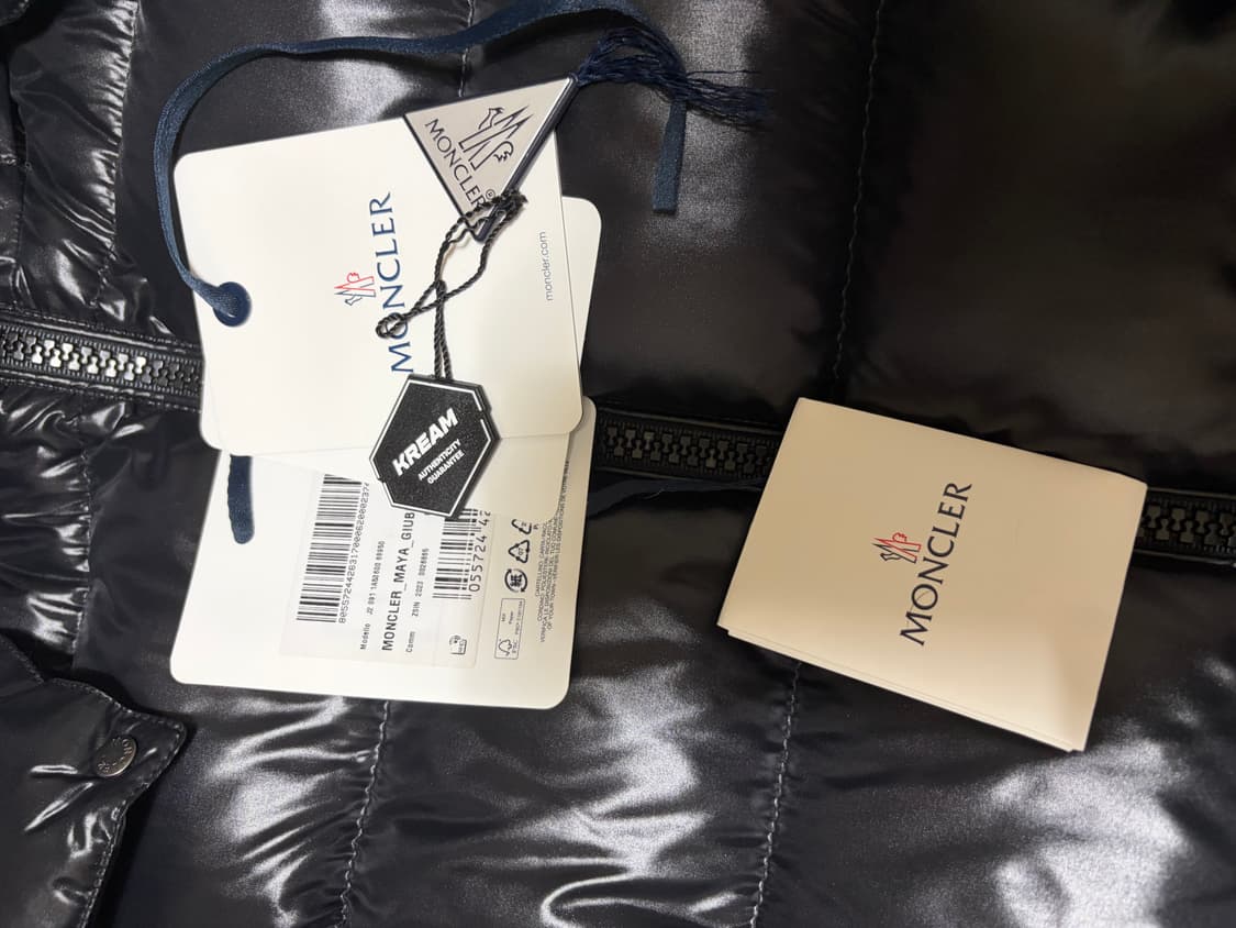 24fw 몽클레어 마야 블랙 유광 2사이즈 패딩 상품이미지4