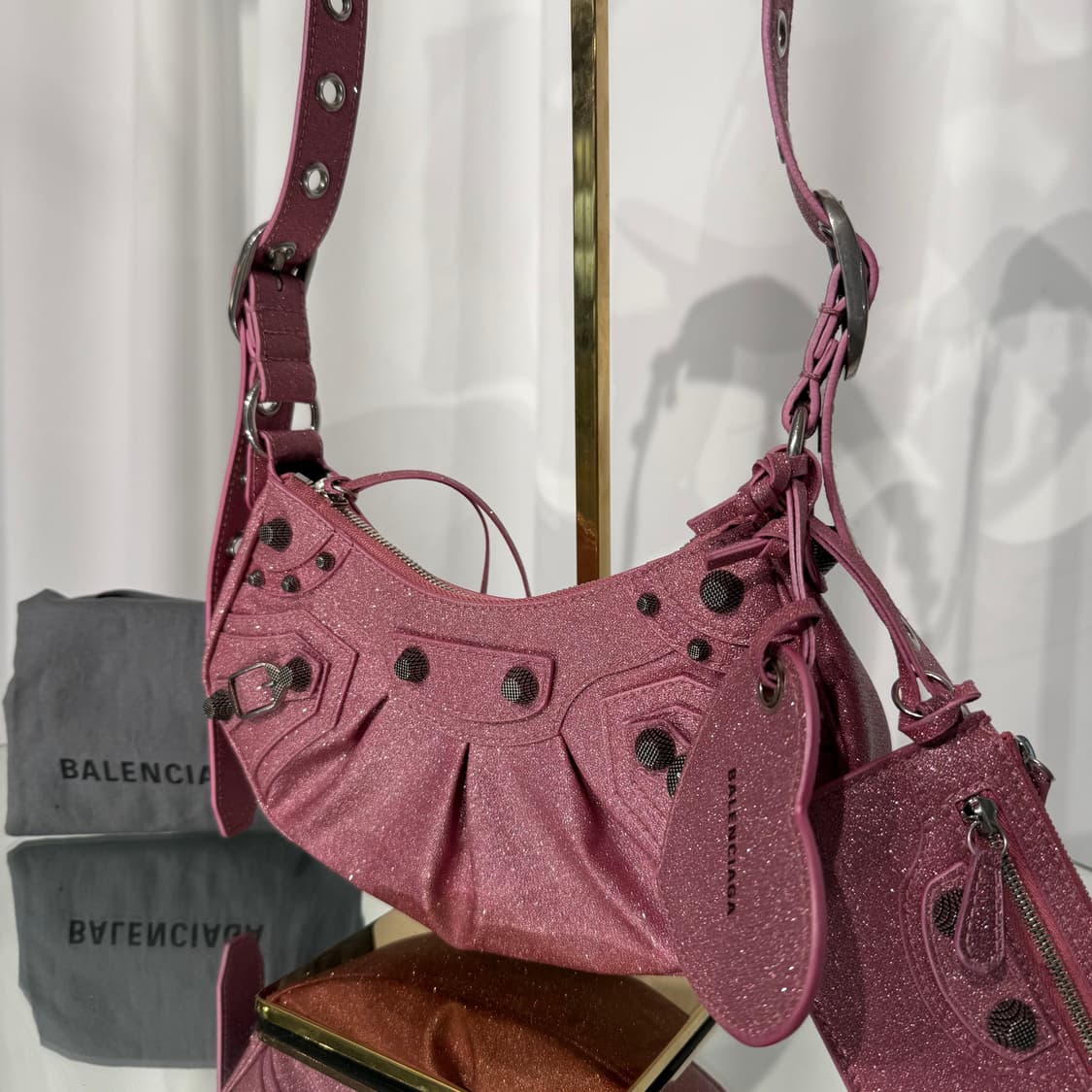 발렌시아가 핑크 르 카골 숄더백 XS  상품이미지3
