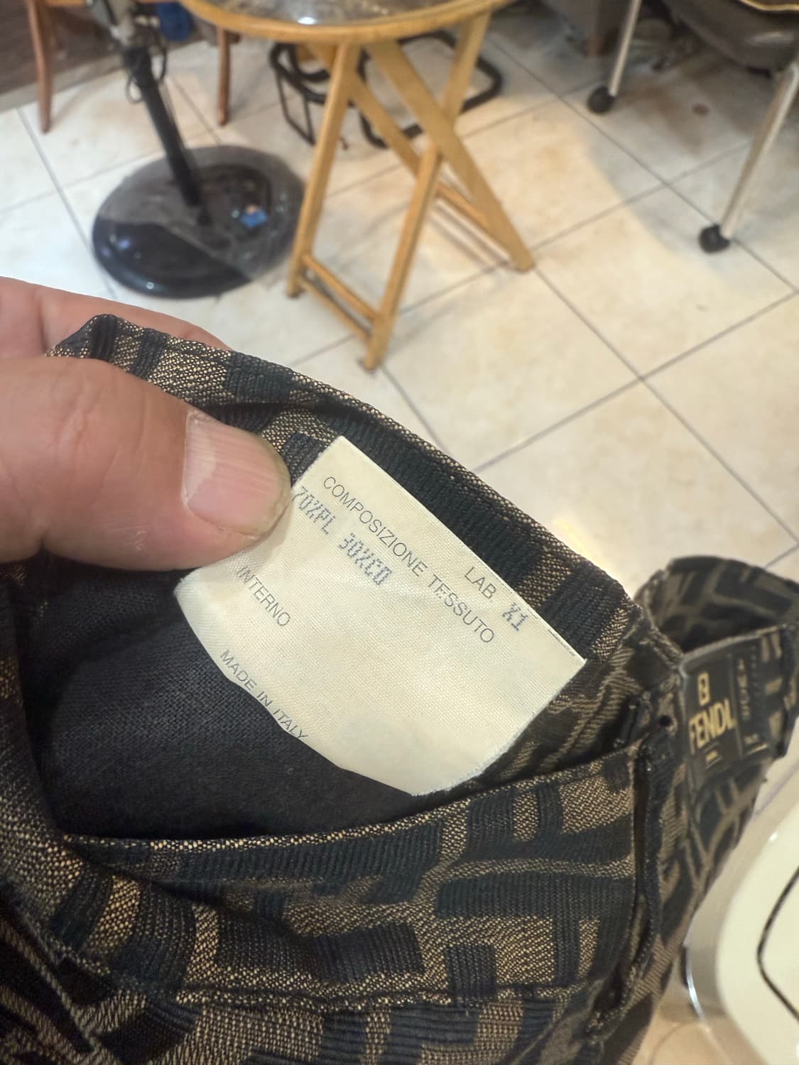 29-30 정품 펜디 주카 바지 팝니다 상품이미지5