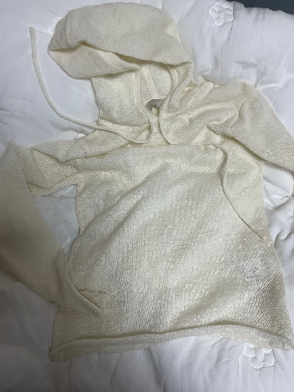 아모멘토 sheer hooded knit ivory 상품이미지3