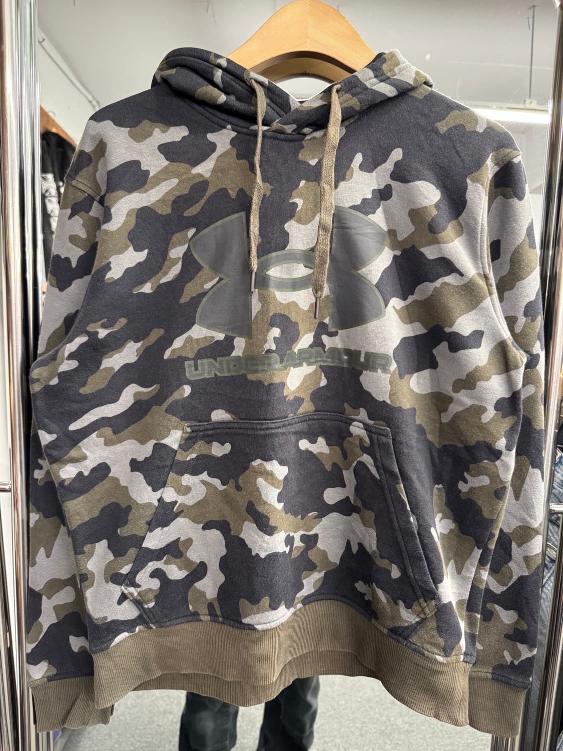 언더아머 카모패턴 후드티 상품이미지1
