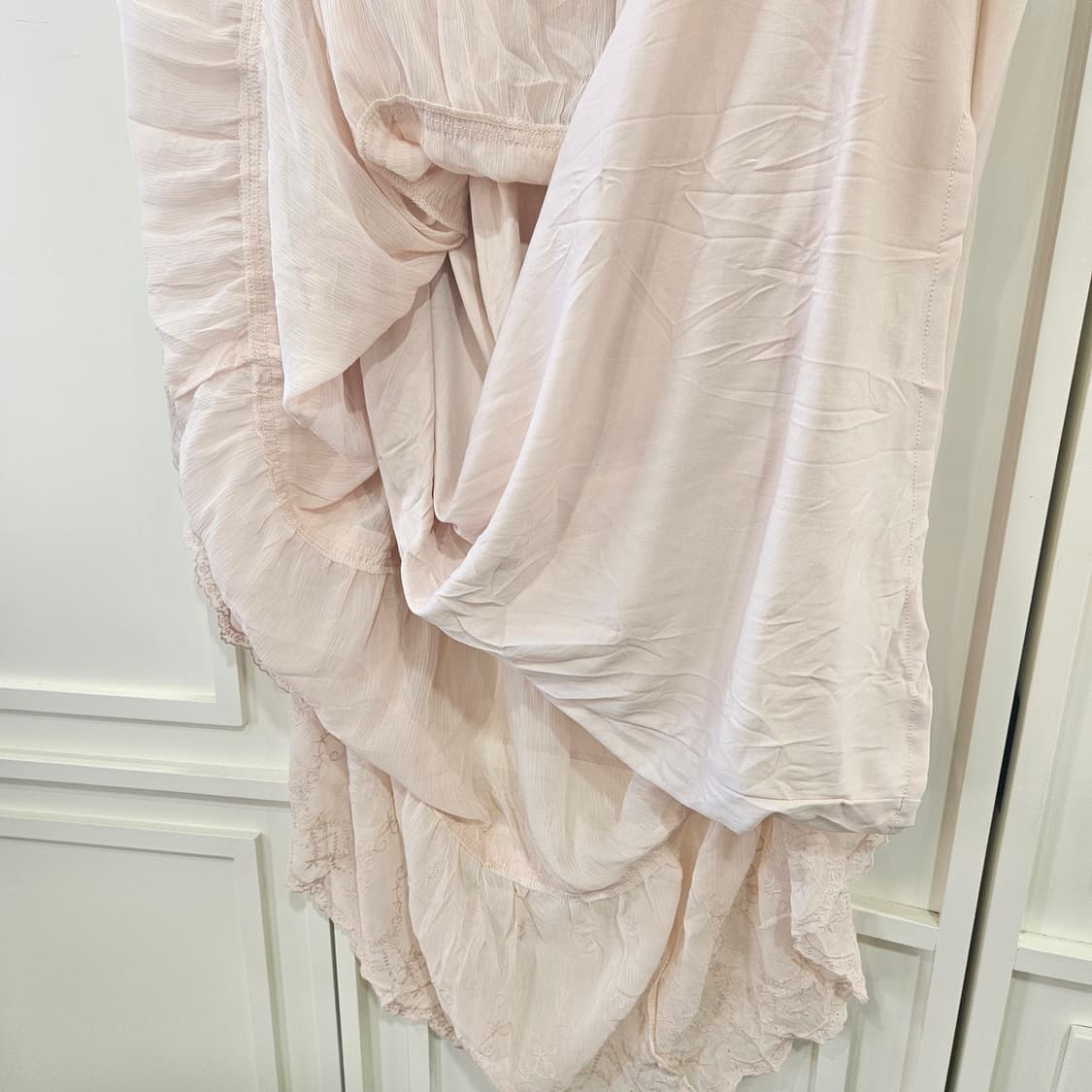 콜자(COLZA) 핑크 스모크 캉캉 레이스 롱 원피스 상품이미지8