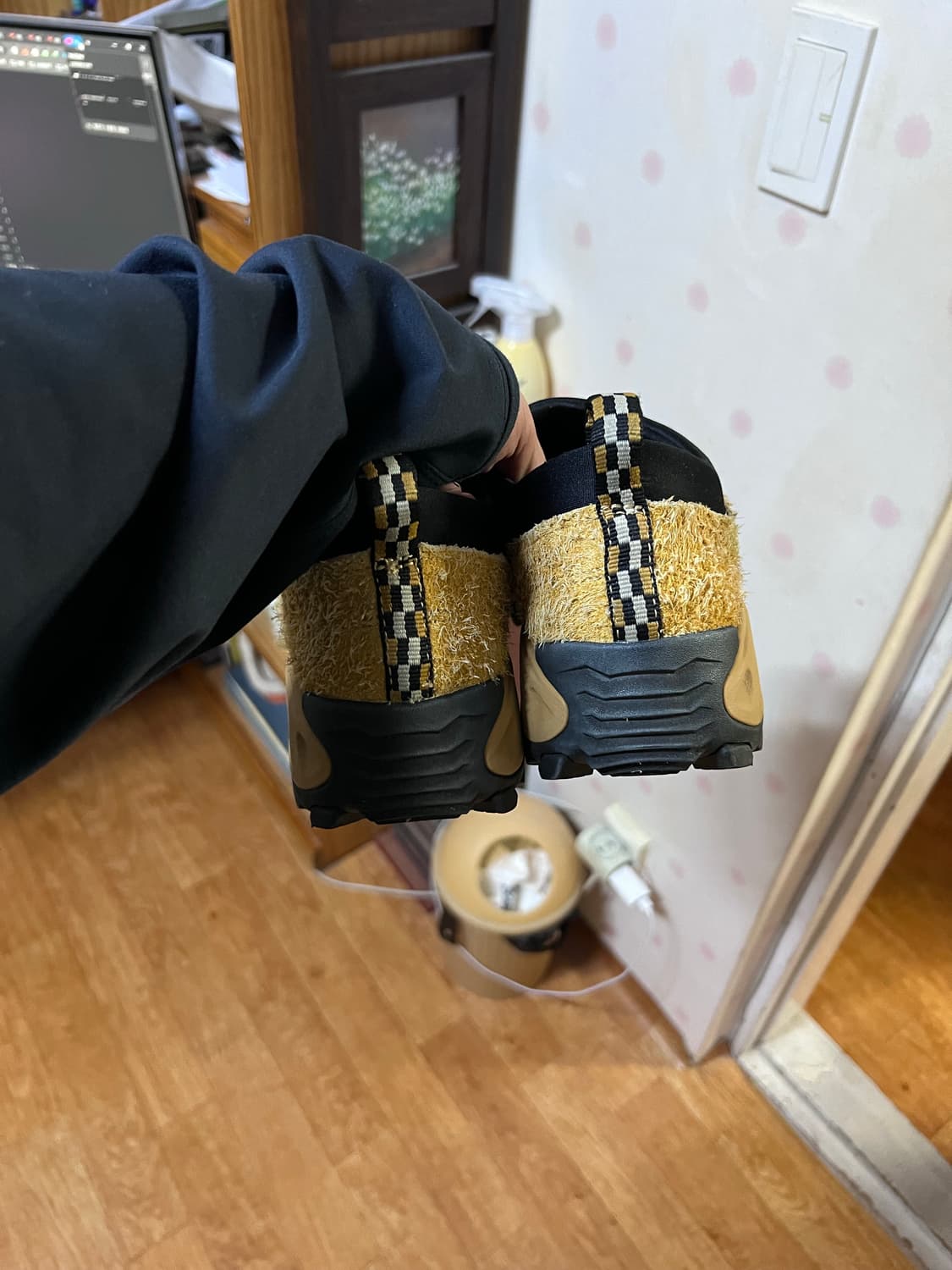 머렐 윈터목3 차이컬러 260 판매 상품이미지1