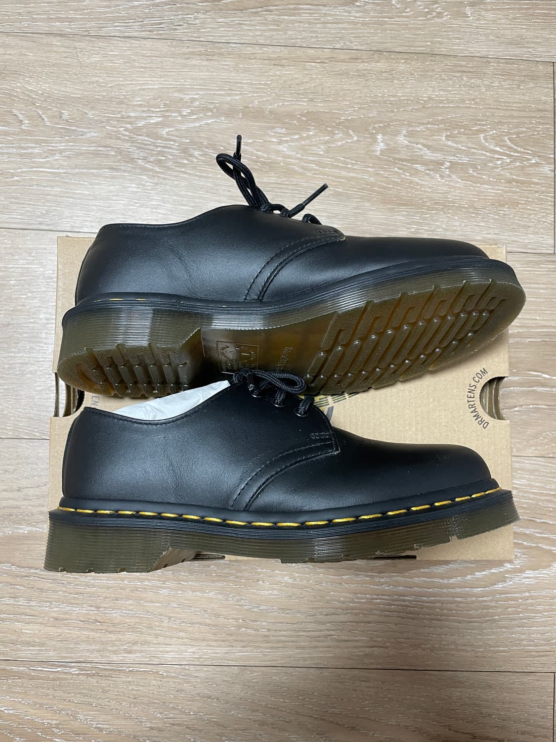 닥터마틴 1461 나파 블랙 230 (uk4) 상품이미지4