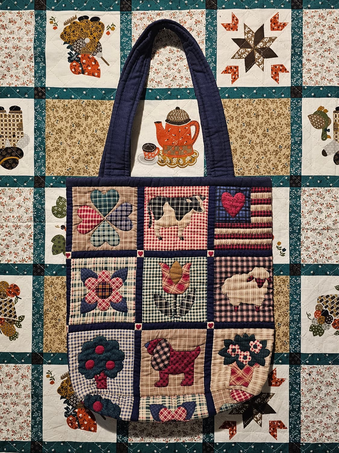 네이비 패치워크 동물농장 숄더백 상품이미지1