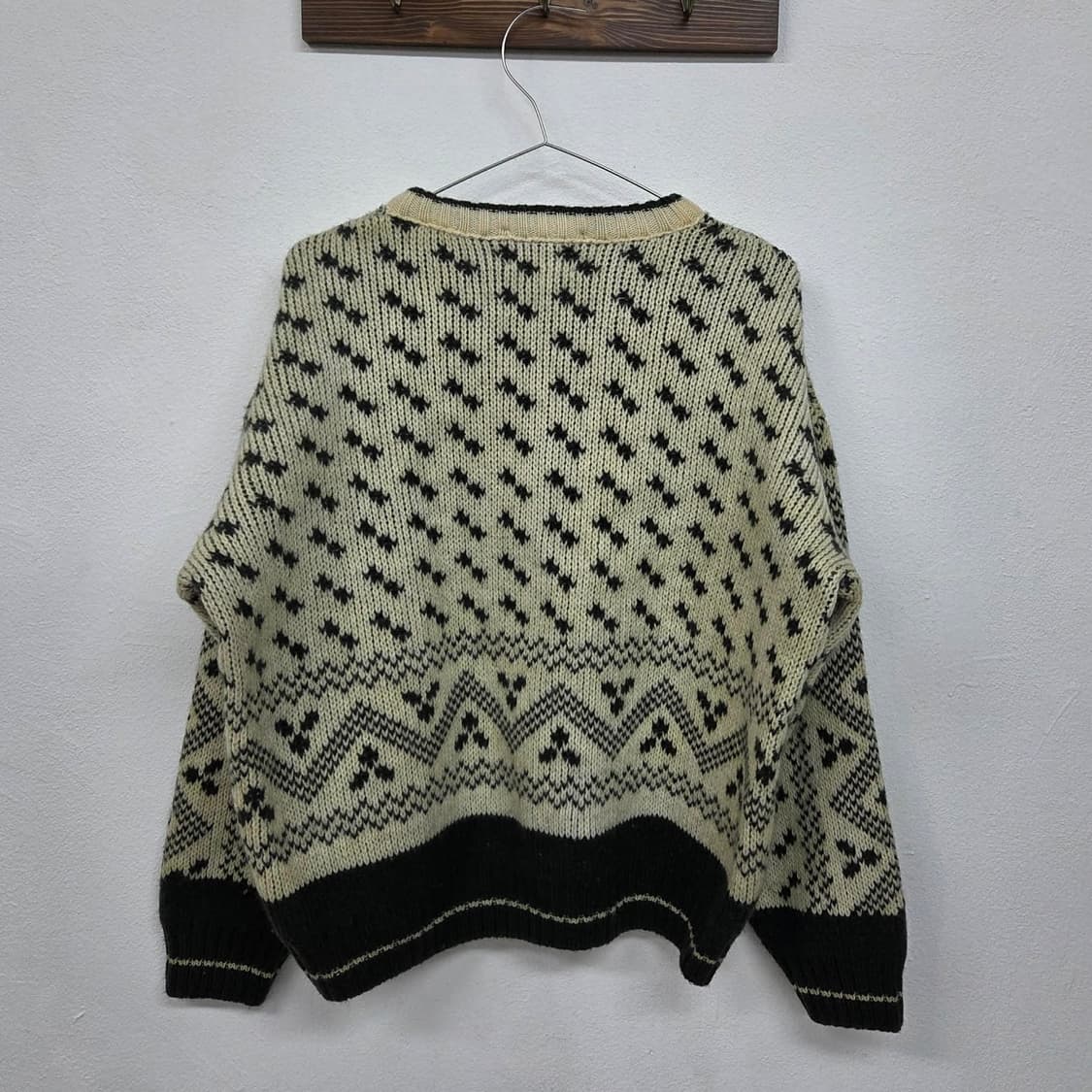 90s 툰드라 made in 캐나다 헤비울 코위찬 니트(M) 상품이미지5