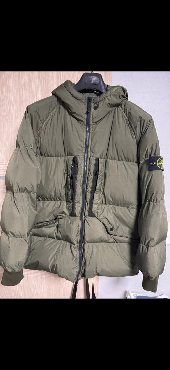 스톤아일랜드 크링클랩스 패딩 23F/W 상품이미지1