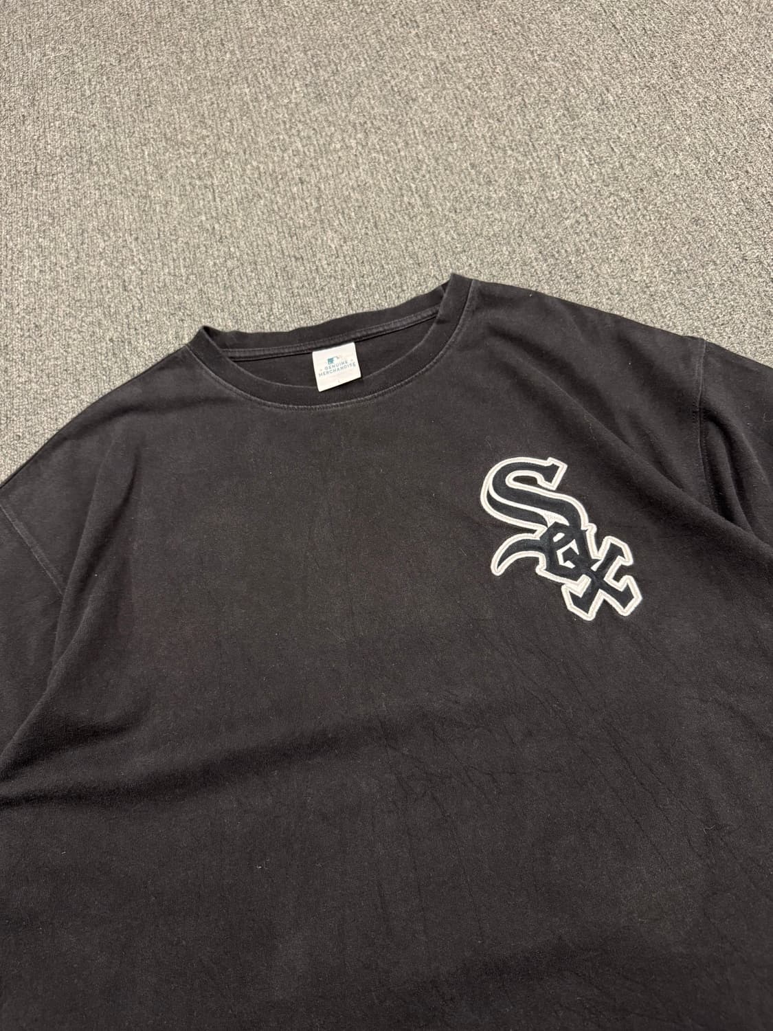 L)Genuine Merchandise 빈티지 화이트 삭스 자수로고 반팔 상품이미지2