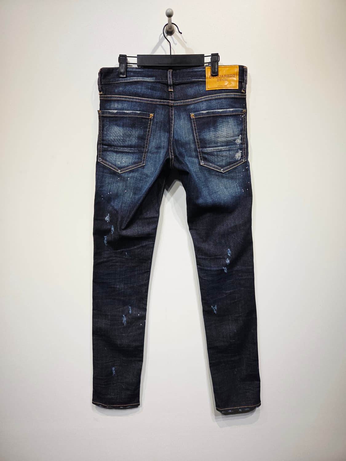 DSQUARED2 디스퀘어드2 페인트 워싱 슬림 진 상품이미지5