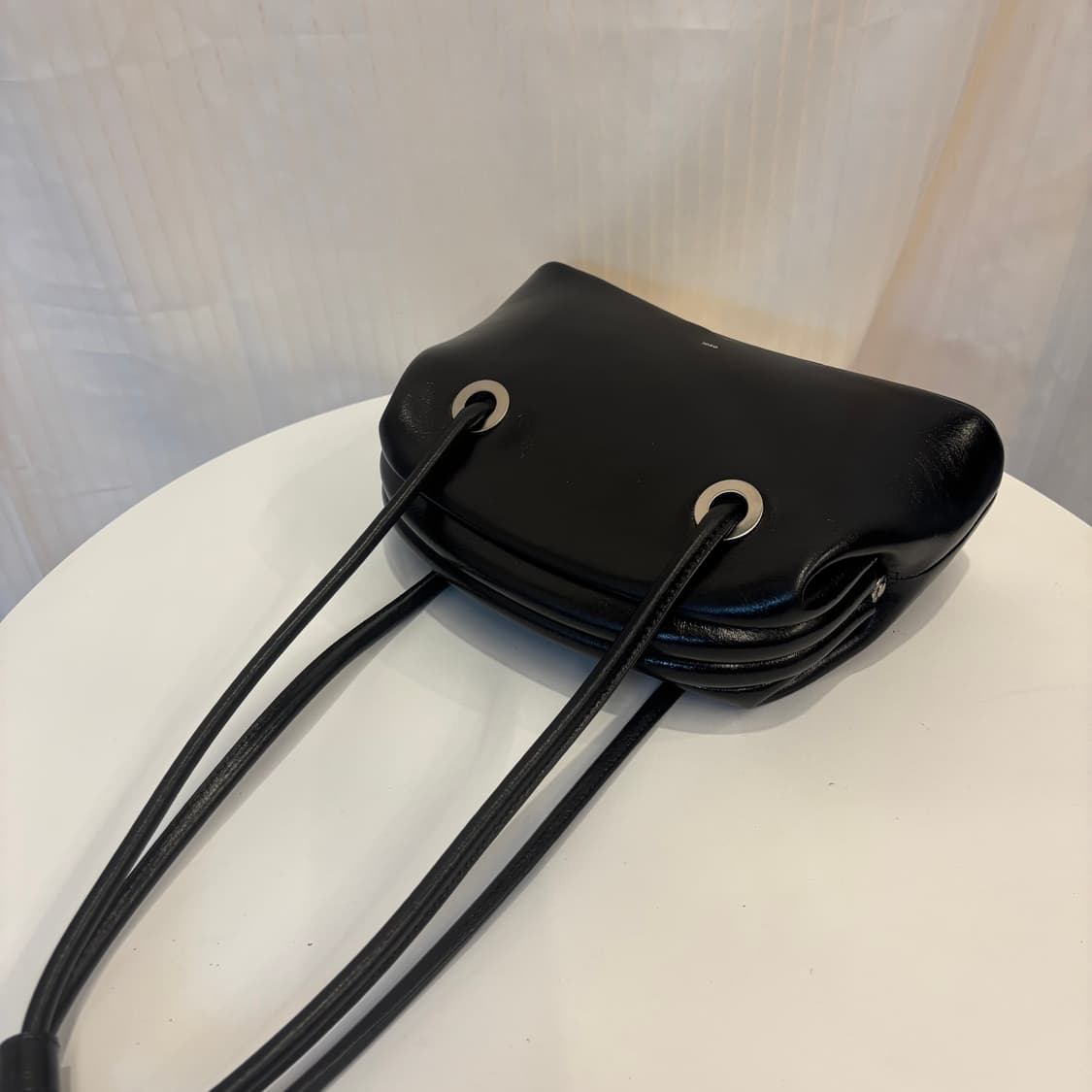 정품 OSOI 오소이 서클 브로트 숄더백     상품이미지7