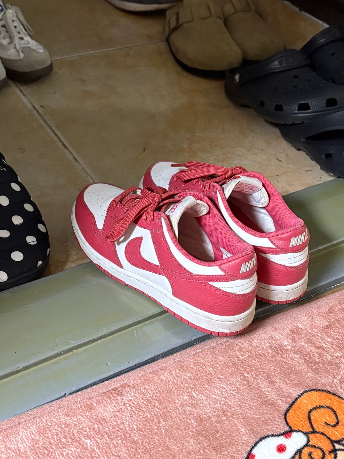 나이키 덩크 로우 아키오 핑크 220 상품이미지3