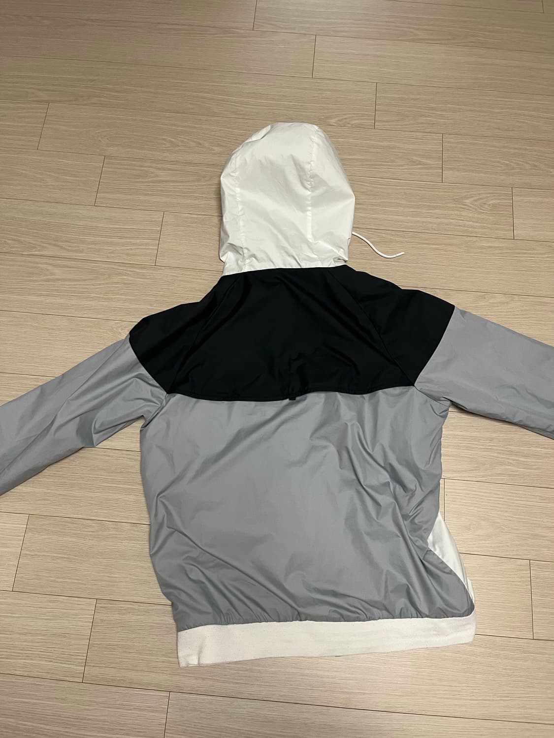 나이키 윈드러너 상품이미지4