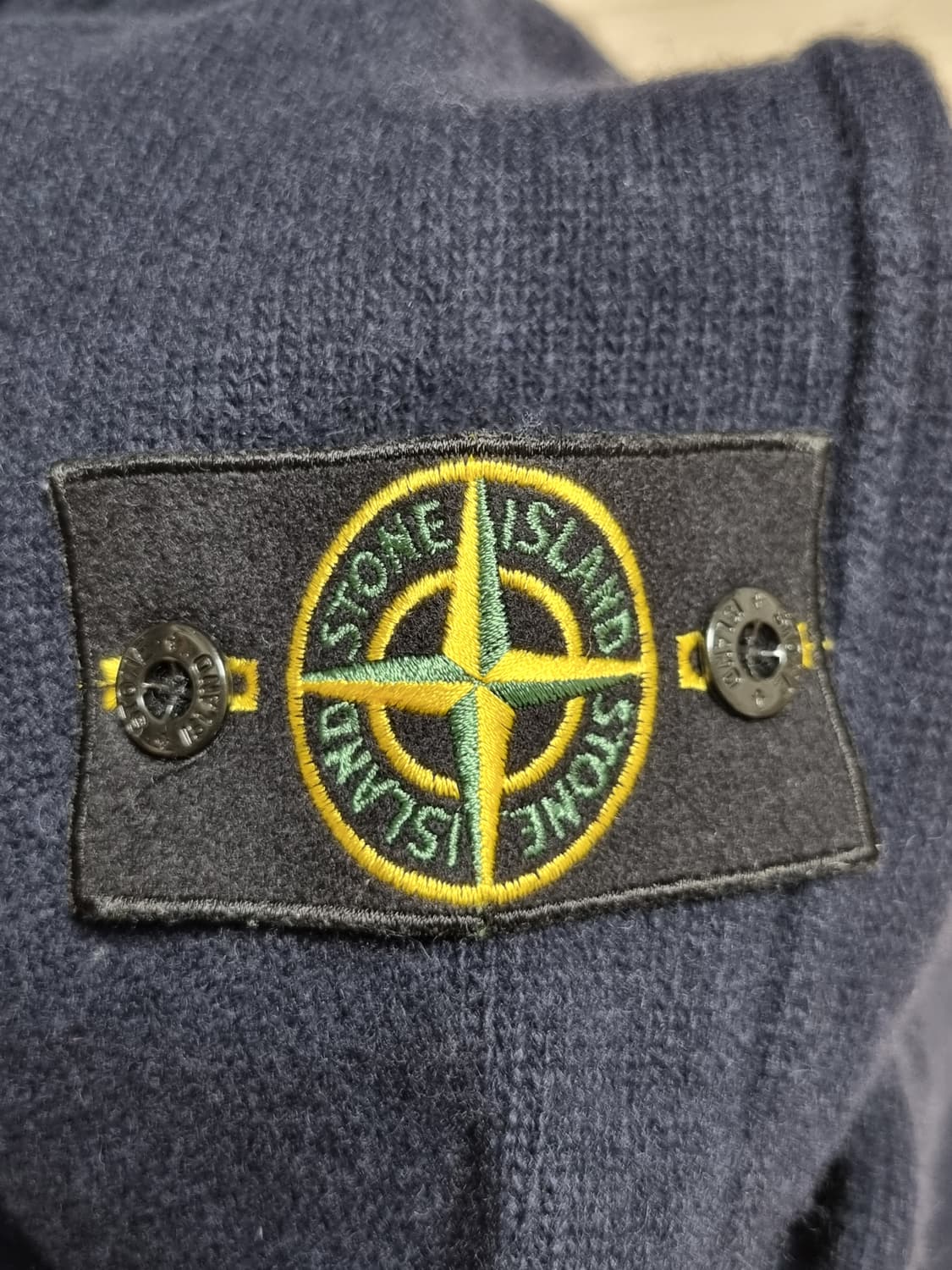 스톤아일랜드 니트 반집업 상품이미지5