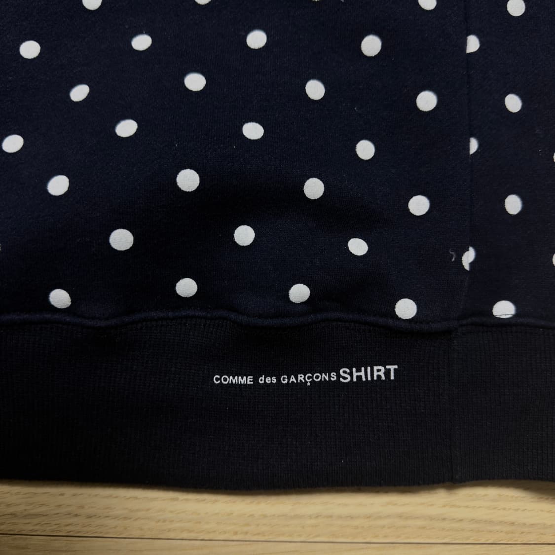 슈프림 X 꼼데가르송 도트 후드티 상품이미지8