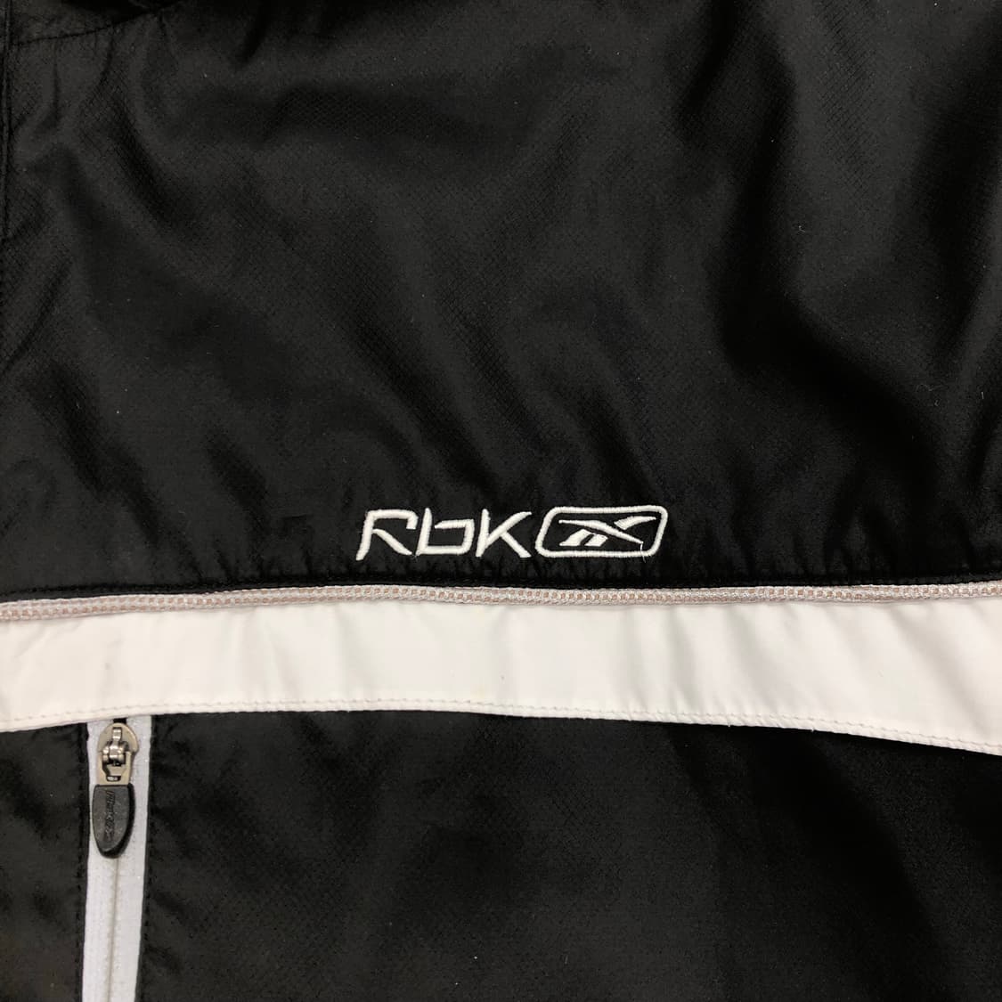 리복 올드스쿨 블랙 바람막이 자켓 상품이미지3